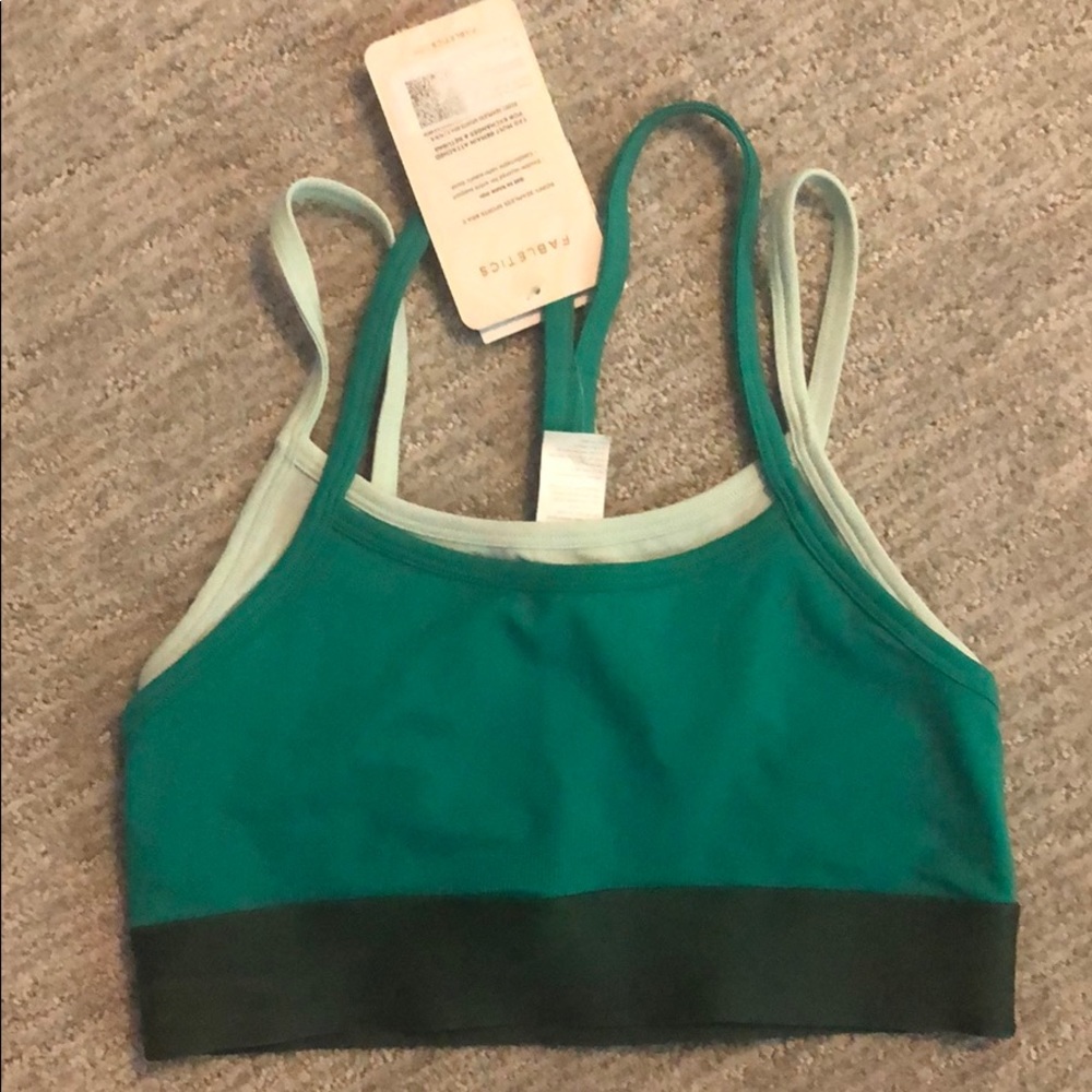 NWT Fabletics racer back Sports Bra, Size Medium, Green with Teal